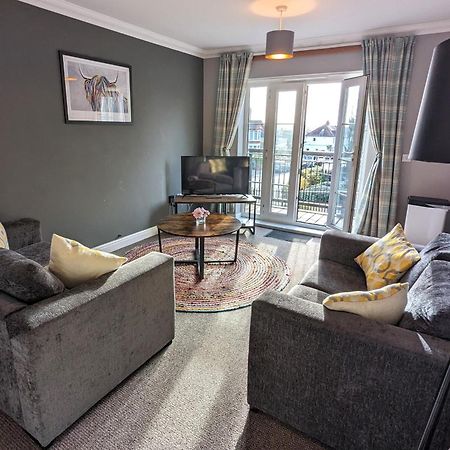 Stylish Modern Apartment, Free Secure Parking Allesley エクステリア 写真